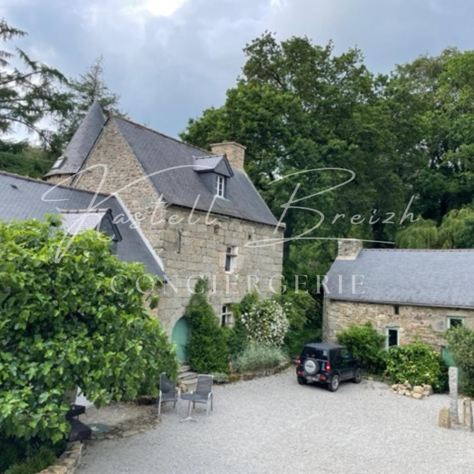 La Familiale Du Manoir De Kerollivier Saint-Gilles-Pligeaux Exterior foto
